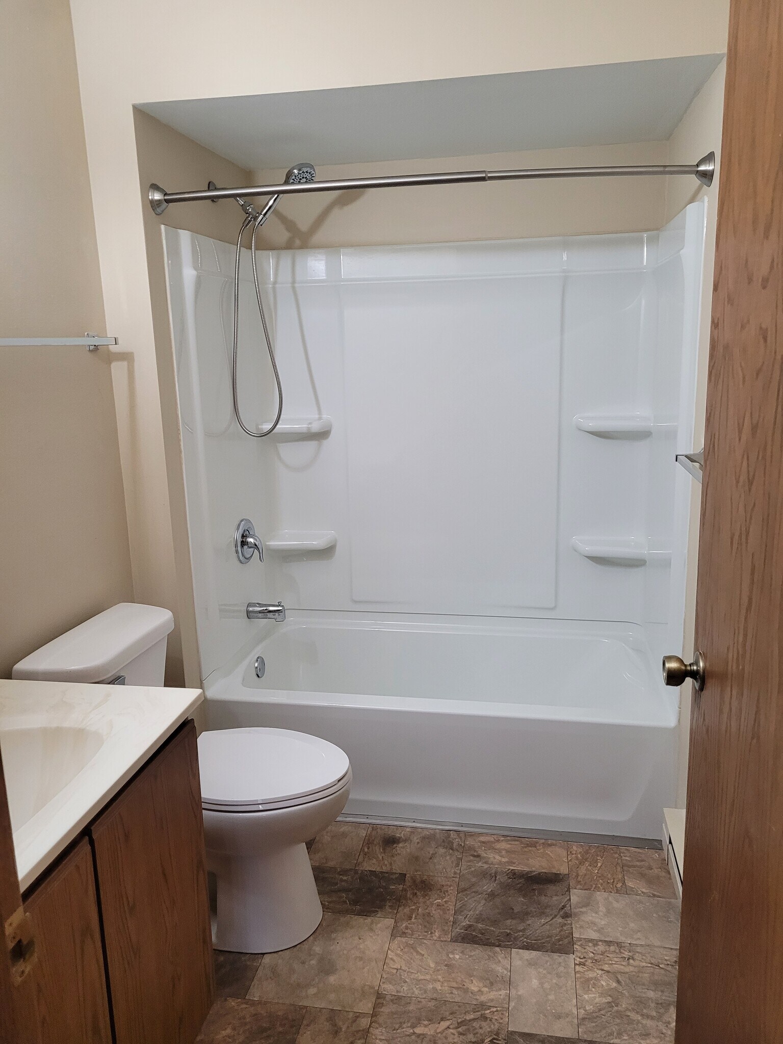 Building Photo - 2022 Sylvan Way