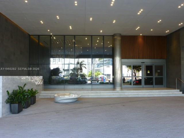 Building Photo - 88 SW 7th St