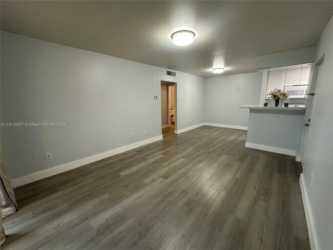 Building Photo - 15330 SW 106th Terrace