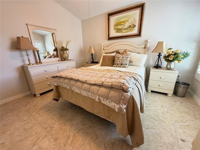 Building Photo - 1963 Ladyfish Ave