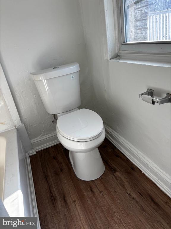 Building Photo - 920 S 12th St