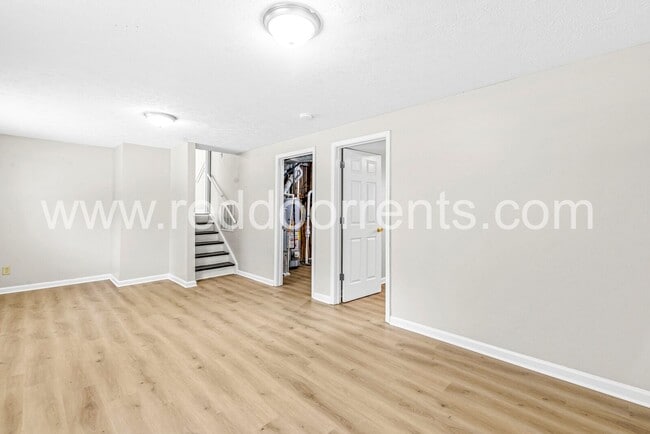 Building Photo - 5904 Beau Jardin Dr