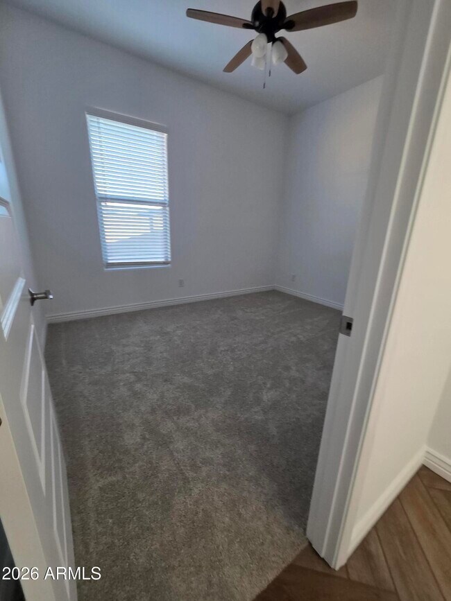 Building Photo - 7641 W Staghorn Rd
