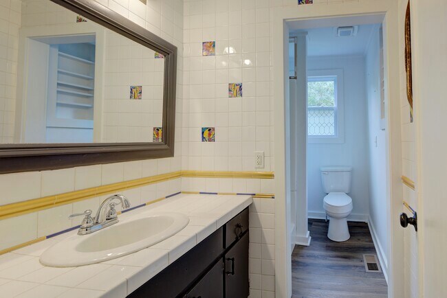 Building Photo - 65 Nason St