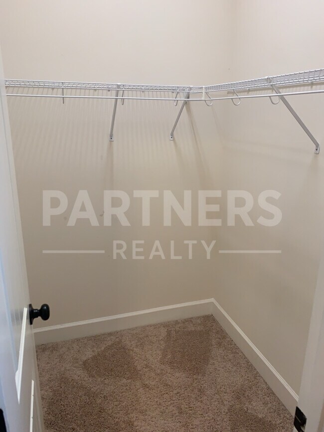 Building Photo - 9260 Marston Way