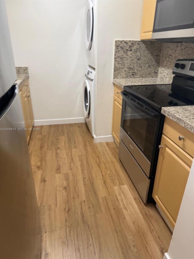 Building Photo - 15675 SW 74th Cir Dr