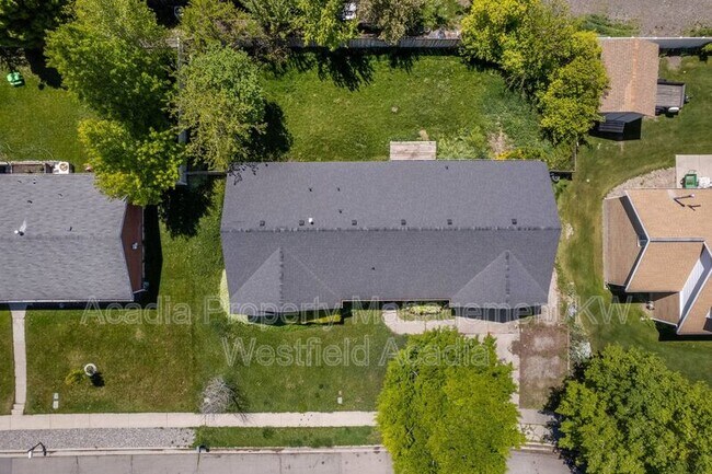 Building Photo - 133 W 510 S