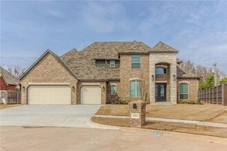 Building Photo - 4001 Sam Gordon Dr