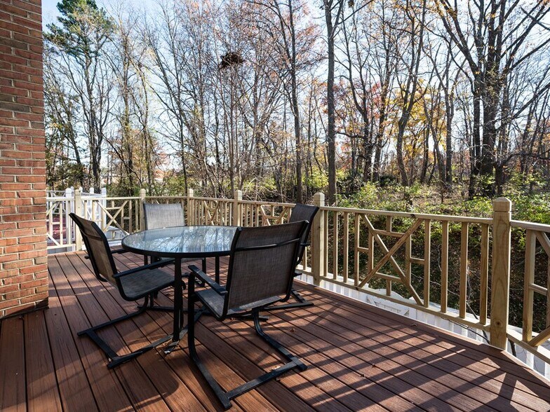 Building Photo - 2155 Wolftrap Ct