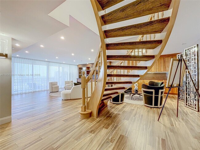 Building Photo - 11113 Biscayne Blvd