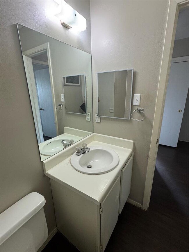 Building Photo - 3504 Eskew Dr