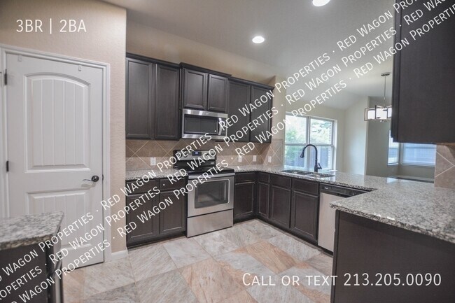 Building Photo - 113 Santa Anita Rd