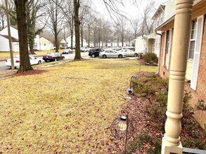 Building Photo - Beautifully updated 4-bedroom, 2-bathroom home located in the desirable, wooded Meadowbrook Woods...