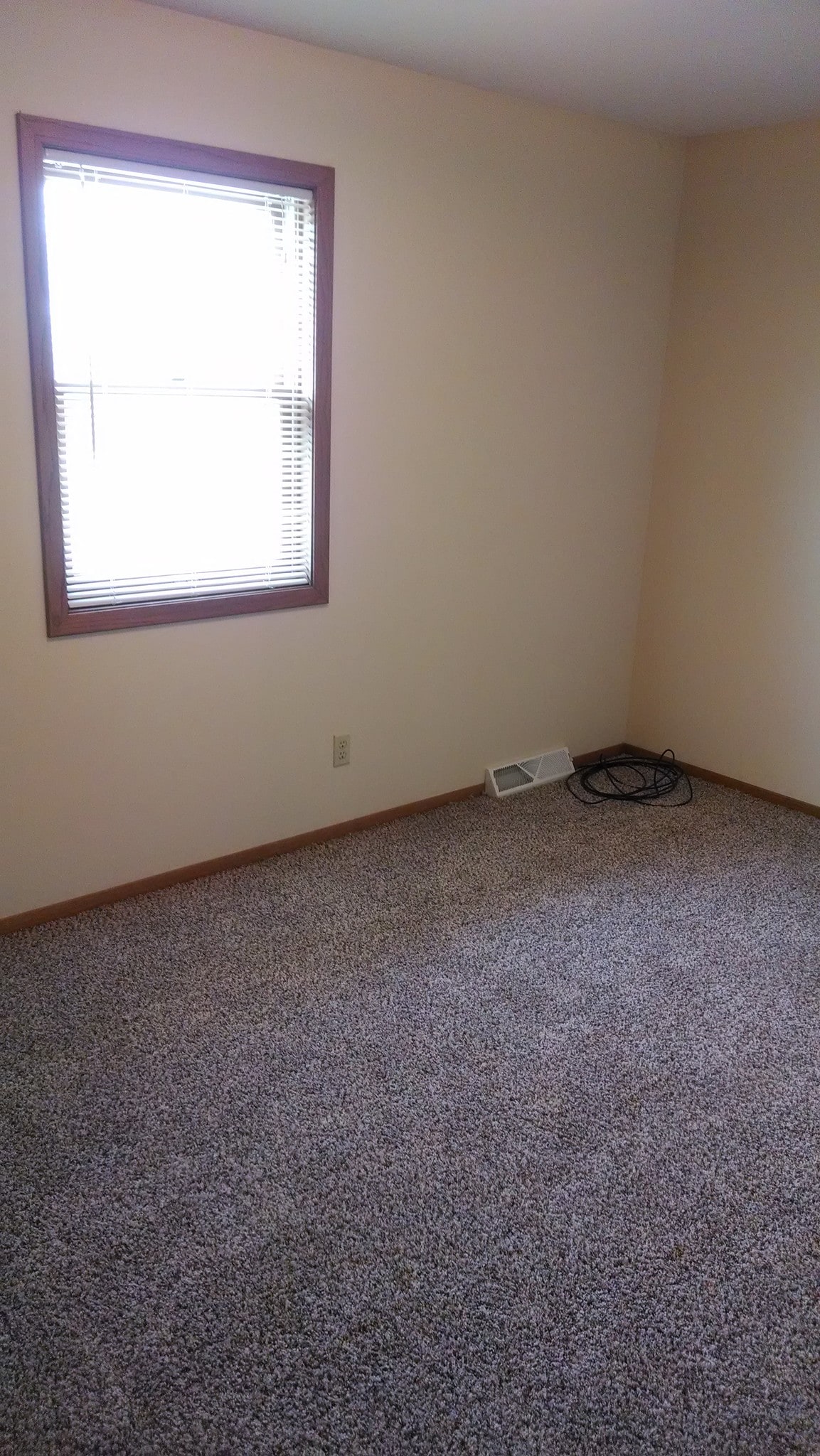 Building Photo - 5750 Jefferson Rd