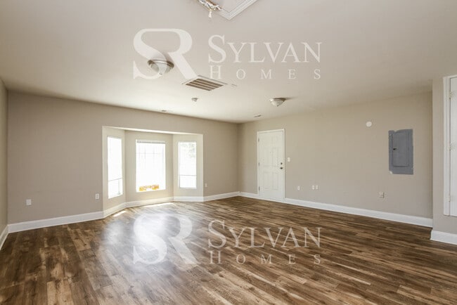 Building Photo - Living where You Love is Good for your Heart!