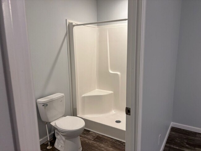 Building Photo - BEAUTIFUL +55 HOA COMMUNITY- ASK ABOUT OUR...