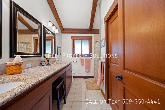 Building Photo - 4839 Rd 6.5 NE