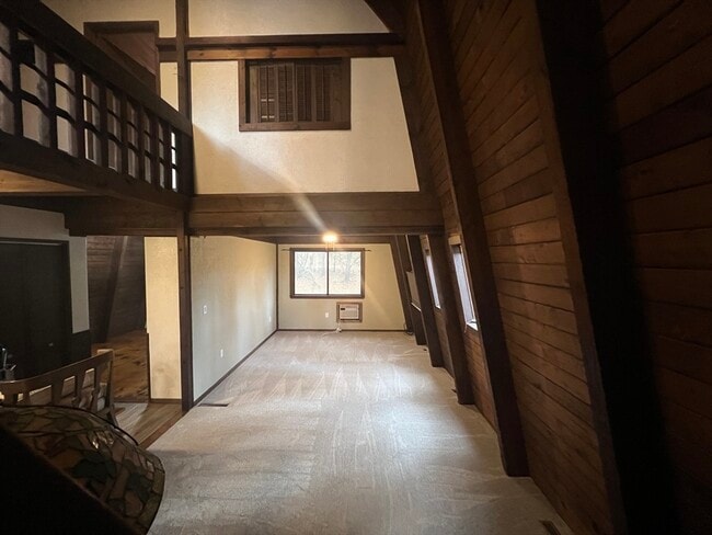 Building Photo - 888 Salem St