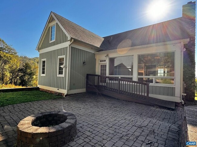 Building Photo - 3834 Thomas Dairy Ln