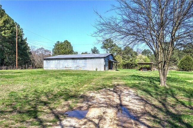 Building Photo - 81 Popham Rd