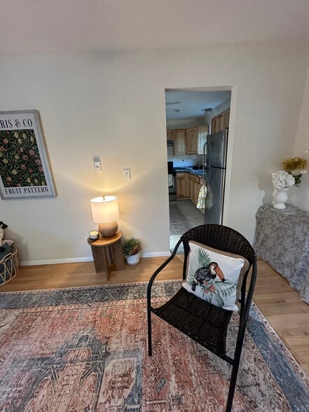Entrance into kitchen from living room - 91 Faith St