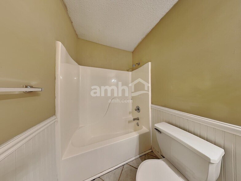 Building Photo - 4239 Brentonshire Ln