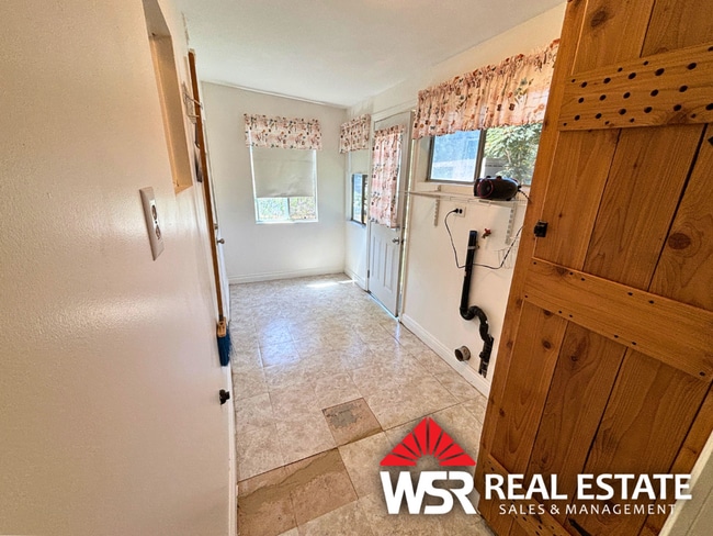 Building Photo - Move-in Ready! Utilities Included