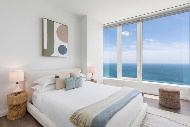 Building Photo - 1000 S Michigan Ave