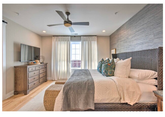 Building Photo - 294 Reed Walk SW