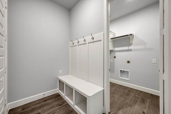 Building Photo - 8431 Willow Whisper Ln