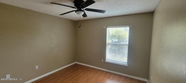 Building Photo - 2017 Millington Ln