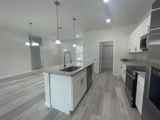 Building Photo - 3364 SW 165th Loop