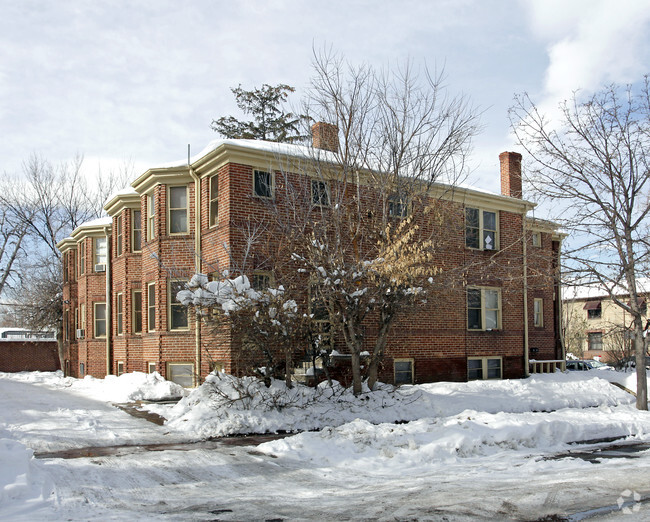 Building Photo - 1236 E 12th