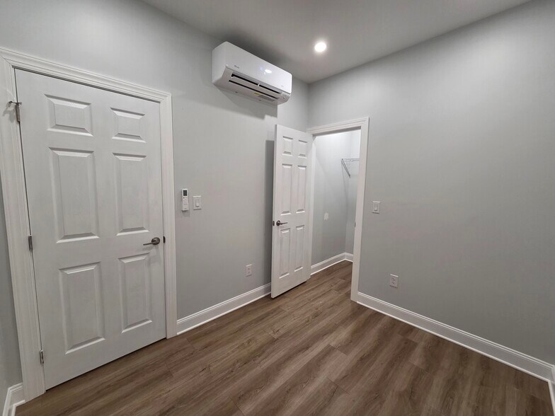 Building Photo - 840 2nd St