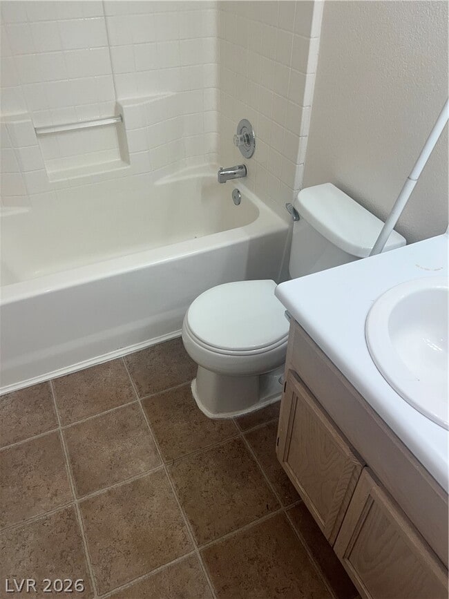 Building Photo - 8001 Draco Cir