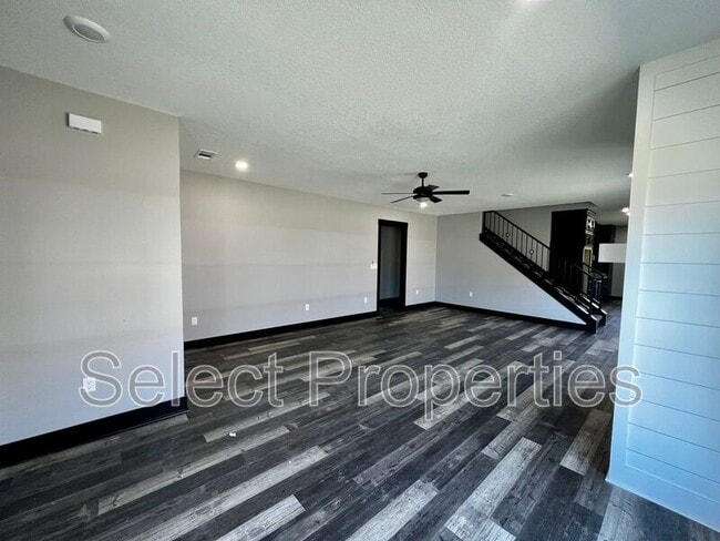 Building Photo - 4101 Stoke Dr