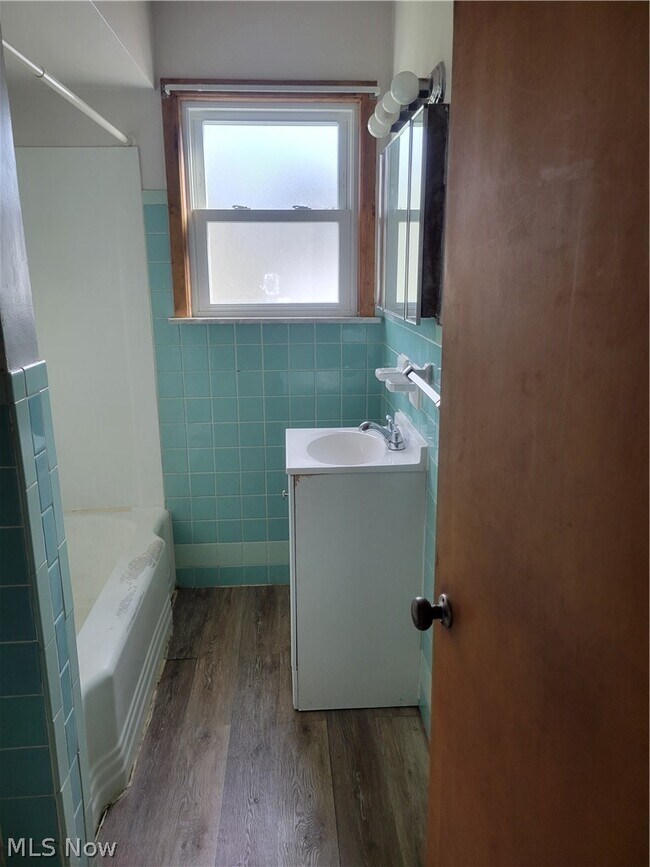 Building Photo - 4127 Lowden Rd