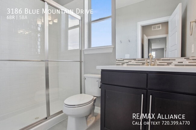 Building Photo - 3186 Blue Mountain Dr