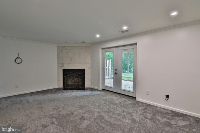 Building Photo - 8 Donagh Ct