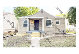 Building Photo - EAST SIDE 2 BEDROOM WITH BASEMENT!  AVAILABLE NOW!