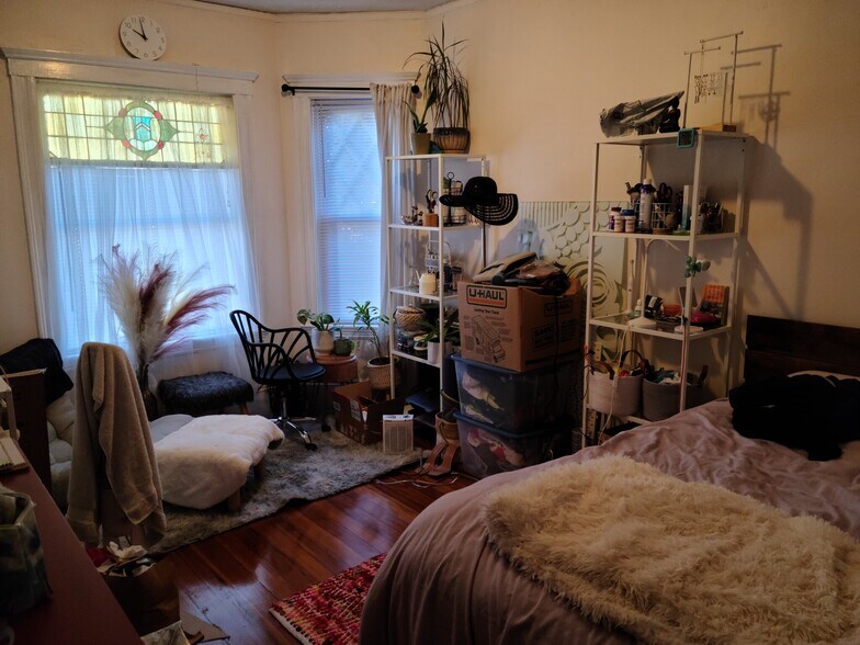 Building Photo - 15 Langley Rd