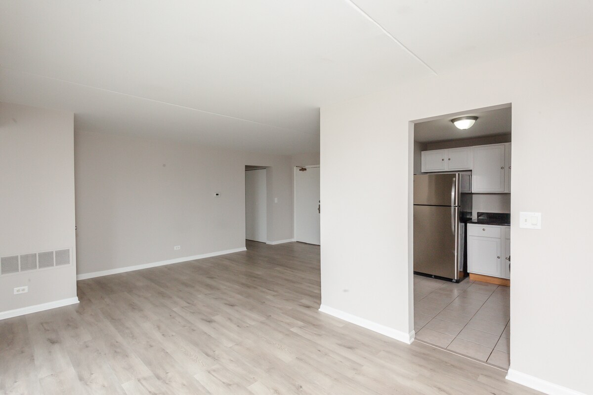 Building Photo - 1460 Fairlane Dr
