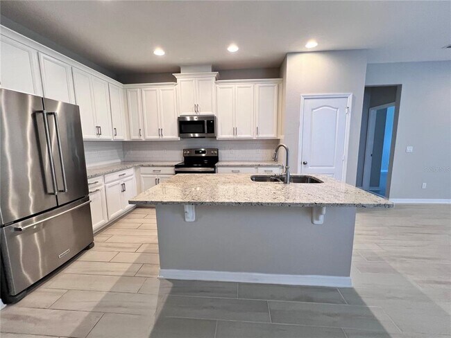 Building Photo - 1449 Paget Cove