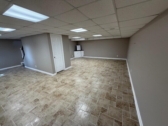 Building Photo - 3125 Hwy 49 E