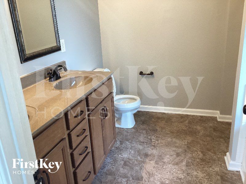 Building Photo - 978 Dwight Eisenhower Way