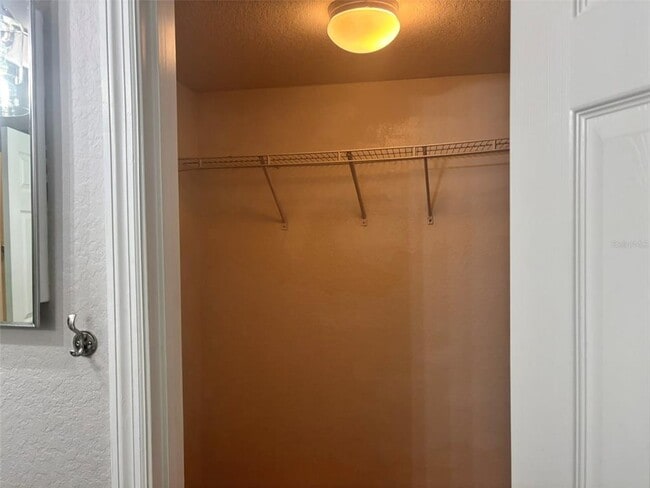 Building Photo - 4390 NE 140th Ct