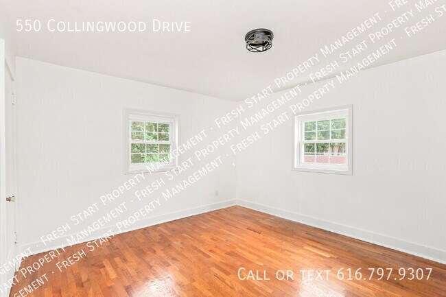 Building Photo - 550 Collingwood Dr