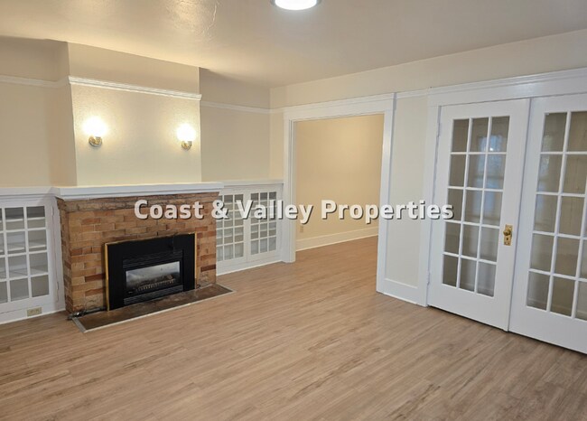 Building Photo - 120-122 N. Mildred Avenue, King City, CA 9...
