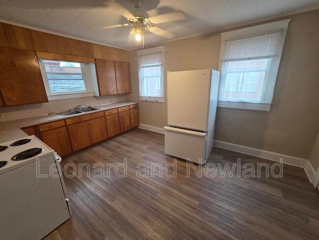 Building Photo - 1111 Steubenville Ave