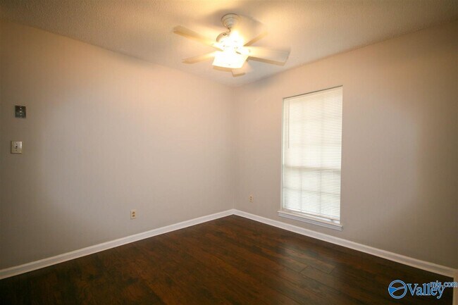 Building Photo - 104 Westscott Dr